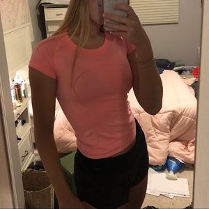 light orange lululemon swiftly tech tee